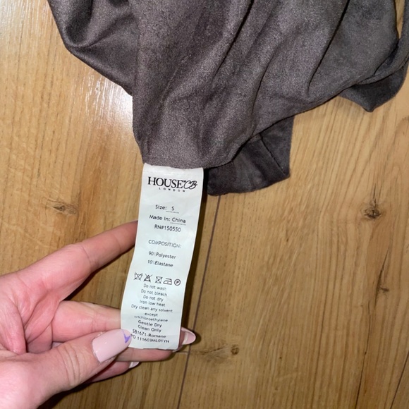 House of CB London “Romane” Gray Vegan Suede Zip front bodysuit - Picture 12 of 13